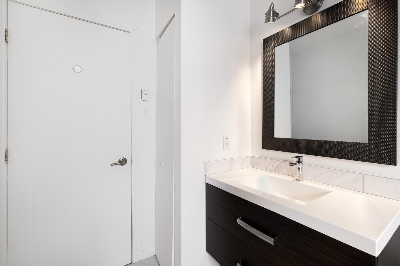 Salle de bains - 535 Rue Lajeunesse, Sherbrooke (Fleurimont), QC - Indoor Photo Showing Bathroom