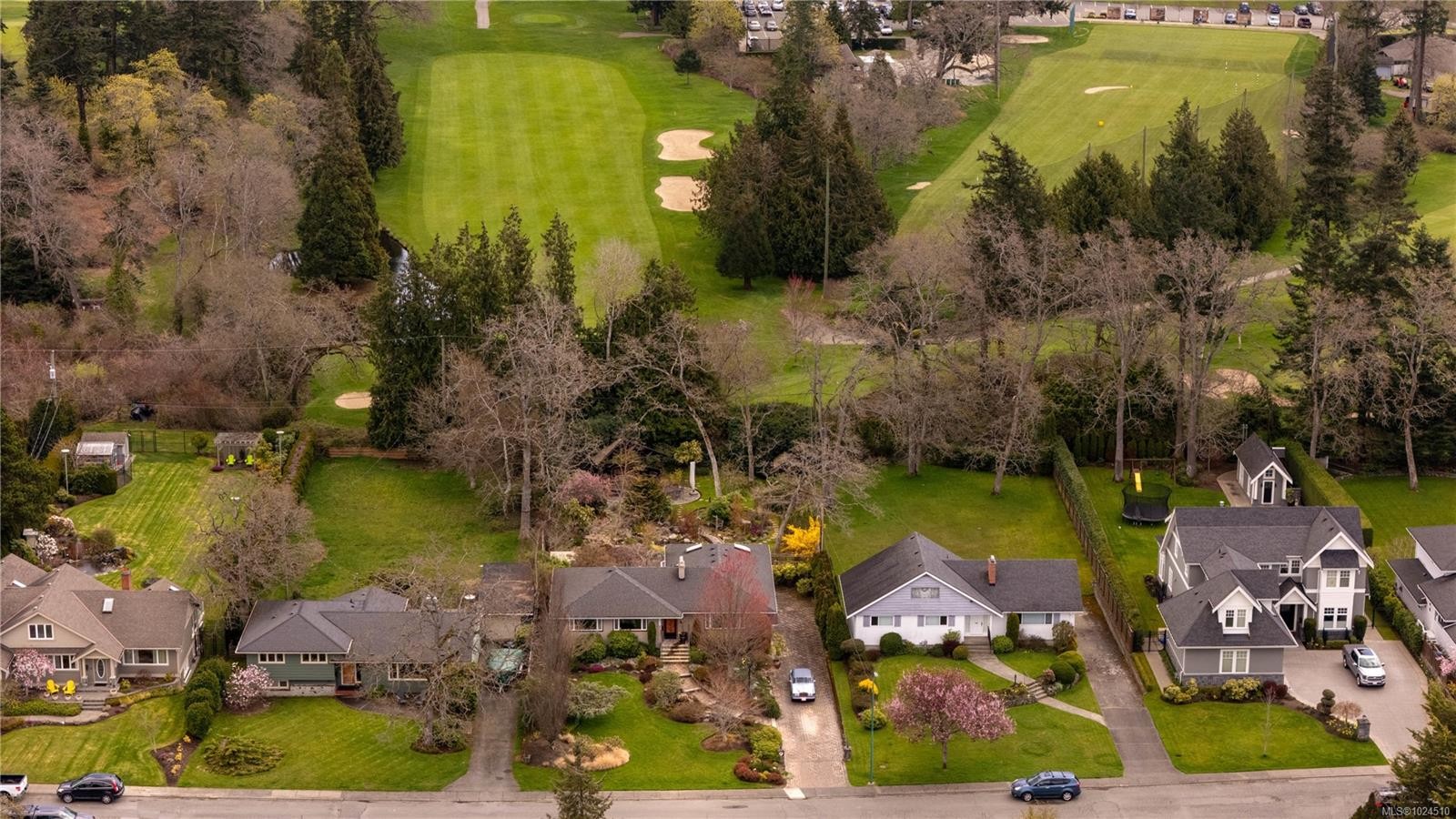 3331 Woodburn Ave, Oak Bay, BC