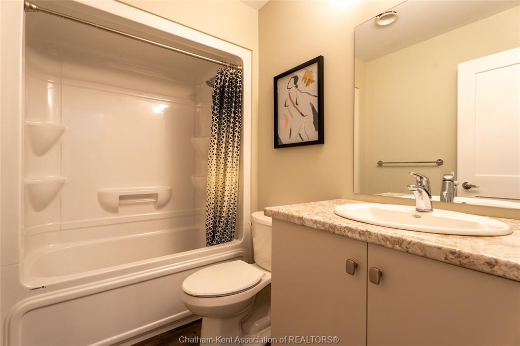 21 Baffin Way, Chatham, ON