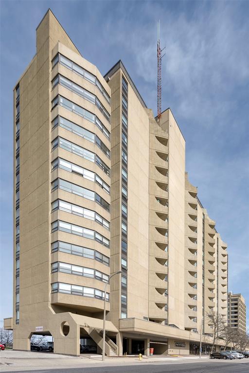 1105-155 Front Street North, Sarnia, ON