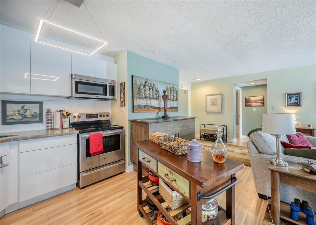 1105-155 Front Street North, Sarnia, ON