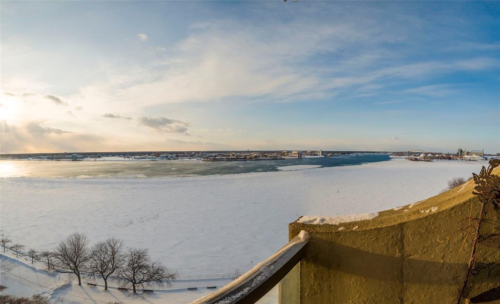 1105-155 Front Street North, Sarnia, ON