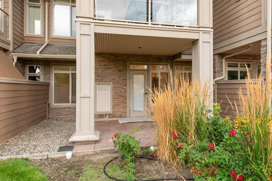 102-3533 Carrington Road, West Kelowna, BC - Outdoor