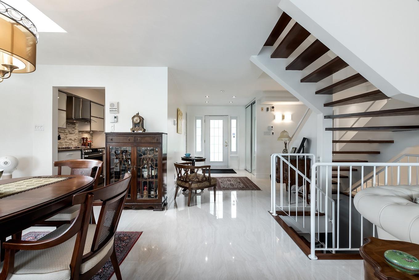 Vue d'ensemble - 1 Av. Sauriol, Laval (Laval-Des-Rapides), QC