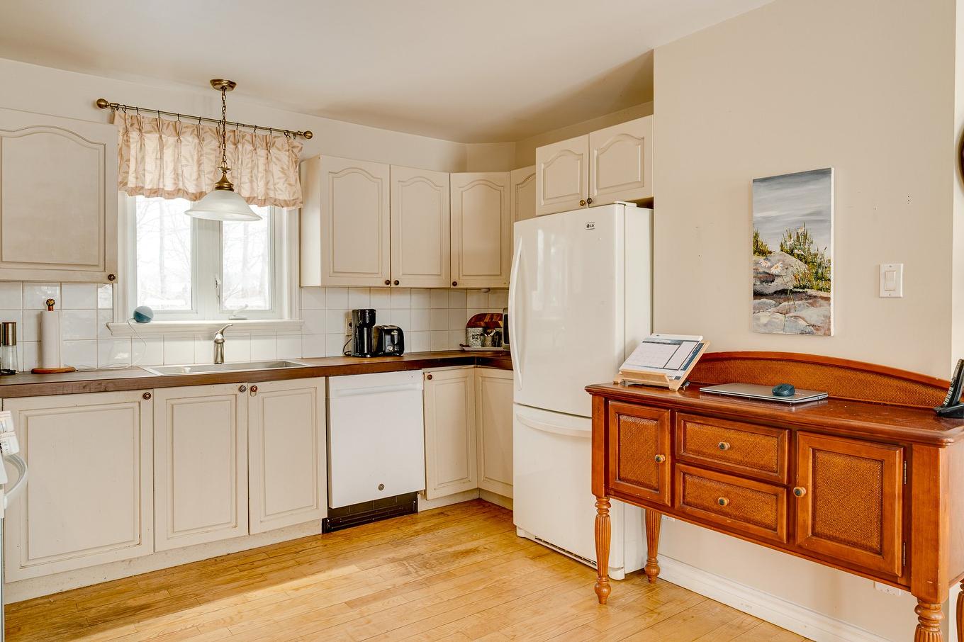 Cuisine - 1076 Rue Monette, Prévost, QC - Indoor Photo Showing Kitchen With Double Sink