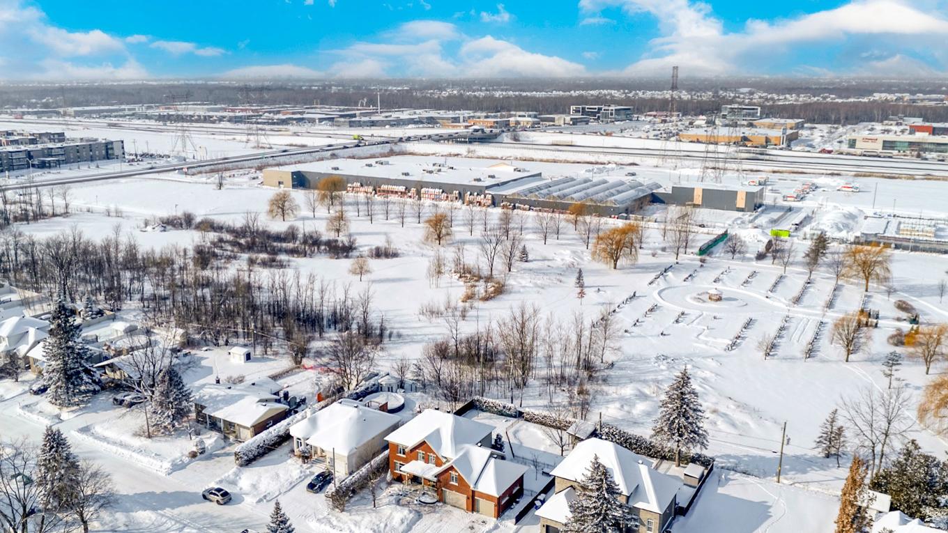 Autre - 2470 Rue Patenaude, Longueuil (Saint-Hubert), QC - Outdoor With View