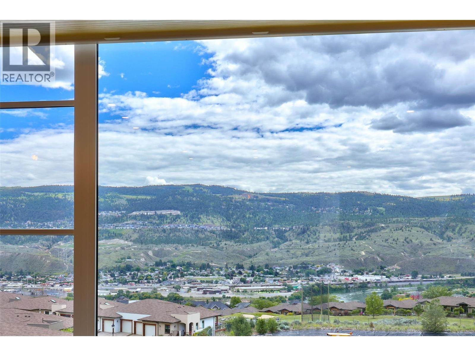 5050 Sun Rivers Drive, Kamloops, BC - With View