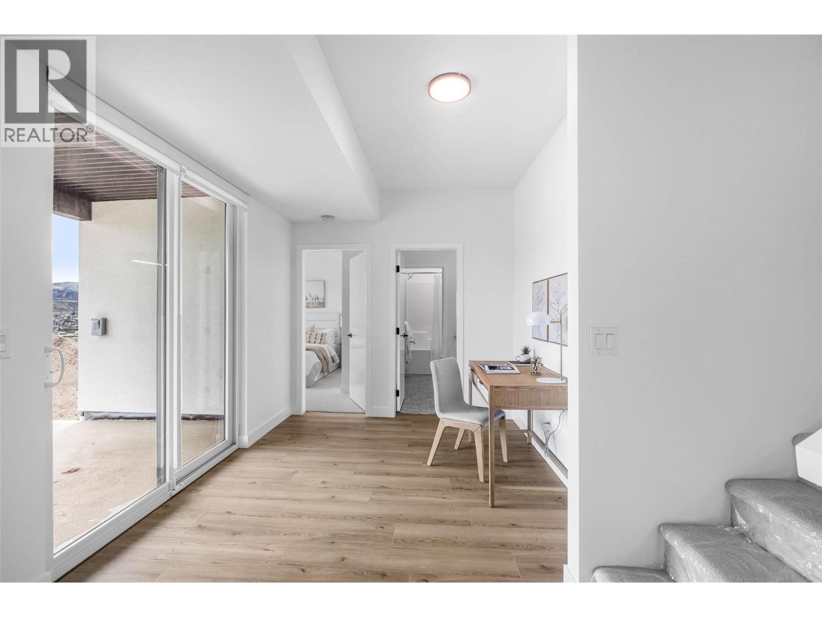 5050 Sun Rivers Drive, Kamloops, BC - Indoor Photo Showing Other Room