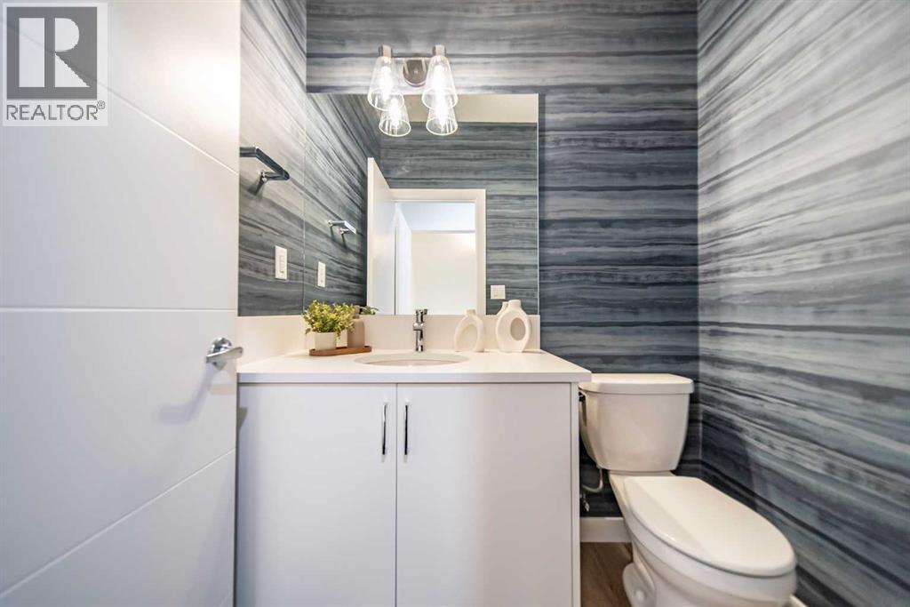 1149 Sailfin Heath, Rural Rocky View County, AB - Indoor Photo Showing Bathroom