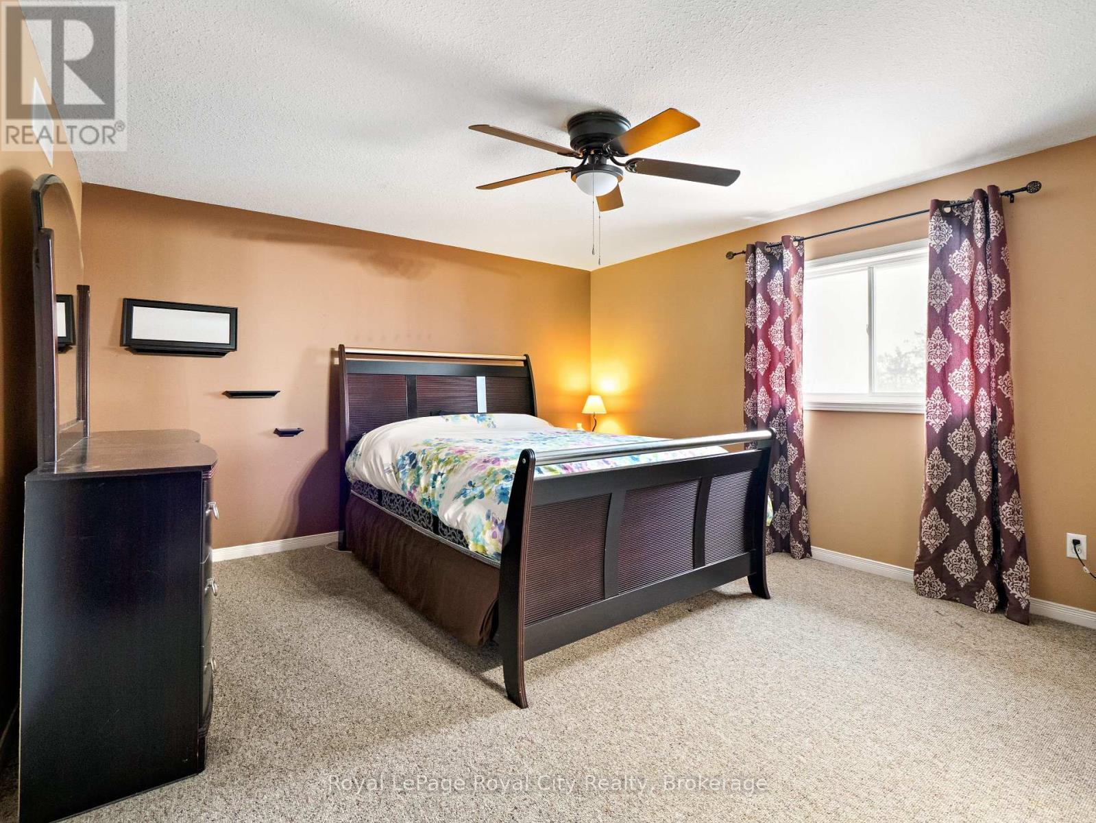47 Schroder Crescent, Guelph (Grange Road), ON - Indoor Photo Showing Bedroom