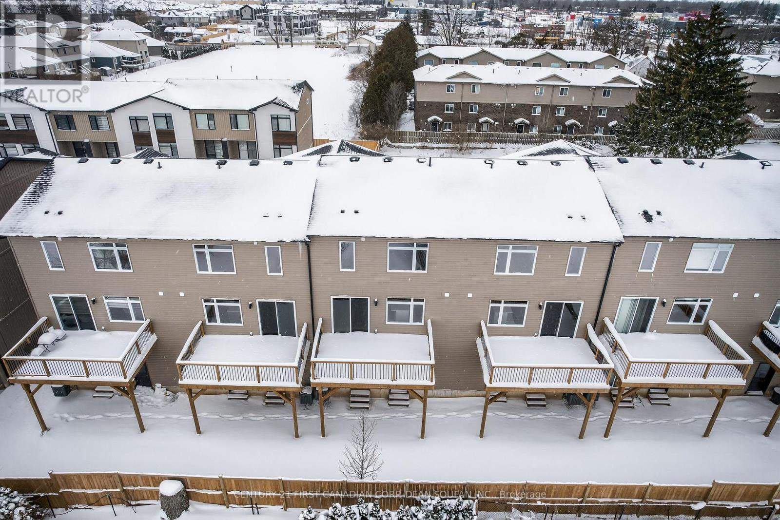 18 - 349 Southdale Road E, London South (South W), ON - Outdoor