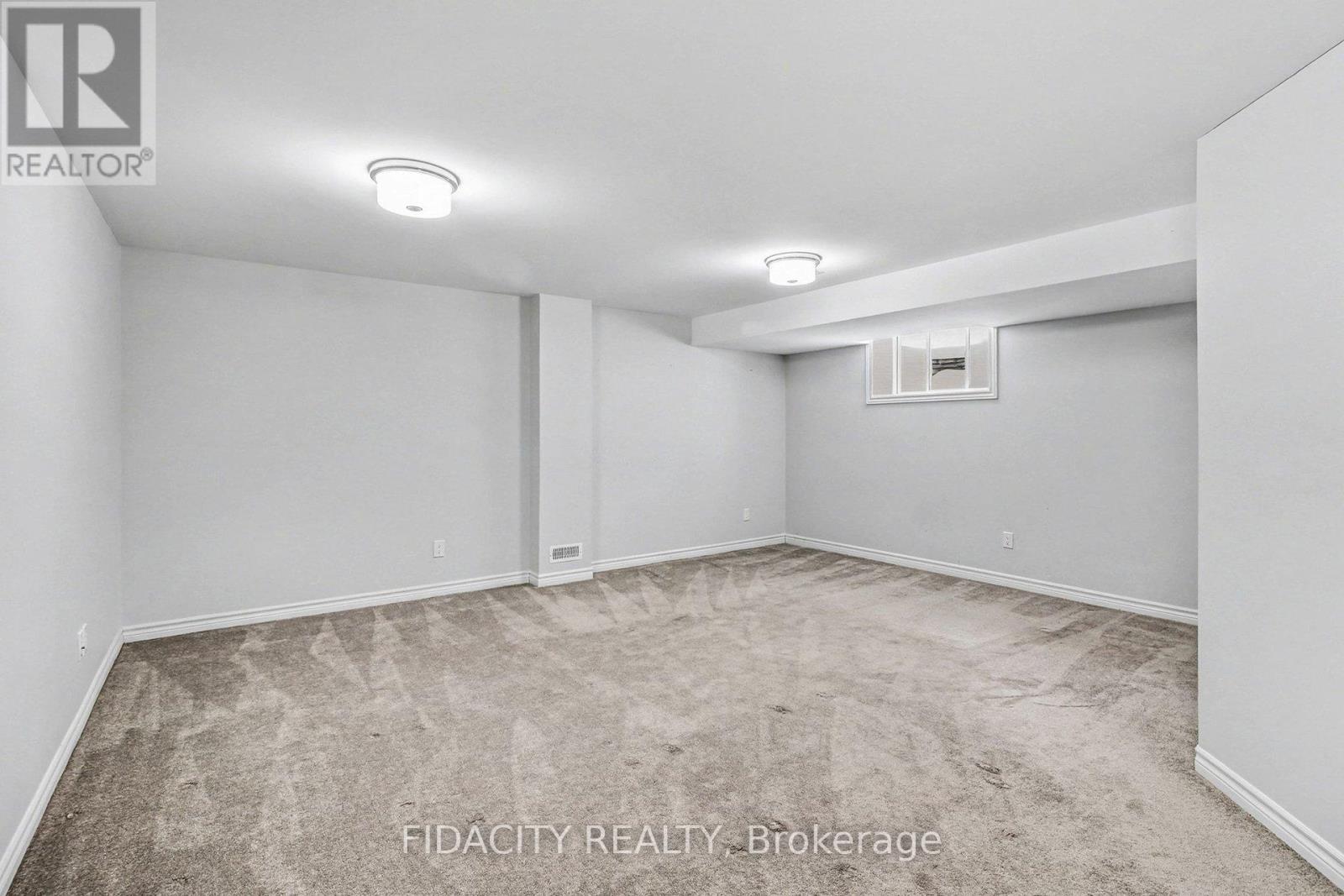 919 Antonio Farley Street, Ottawa, ON - Indoor