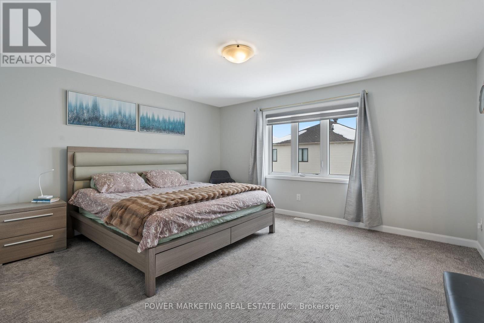 143 Robin Easey Avenue, Ottawa, ON - Indoor Photo Showing Bedroom