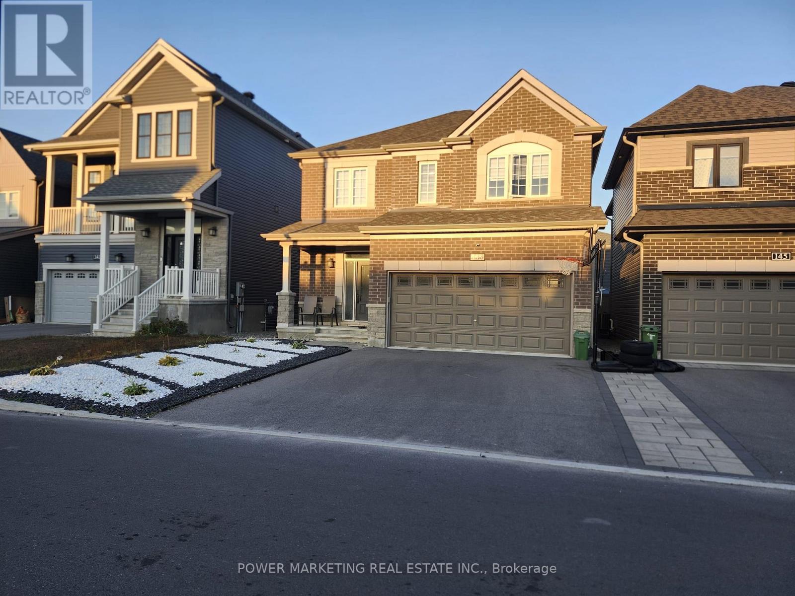 143 Robin Easey Avenue, Ottawa, ON - Outdoor With Facade