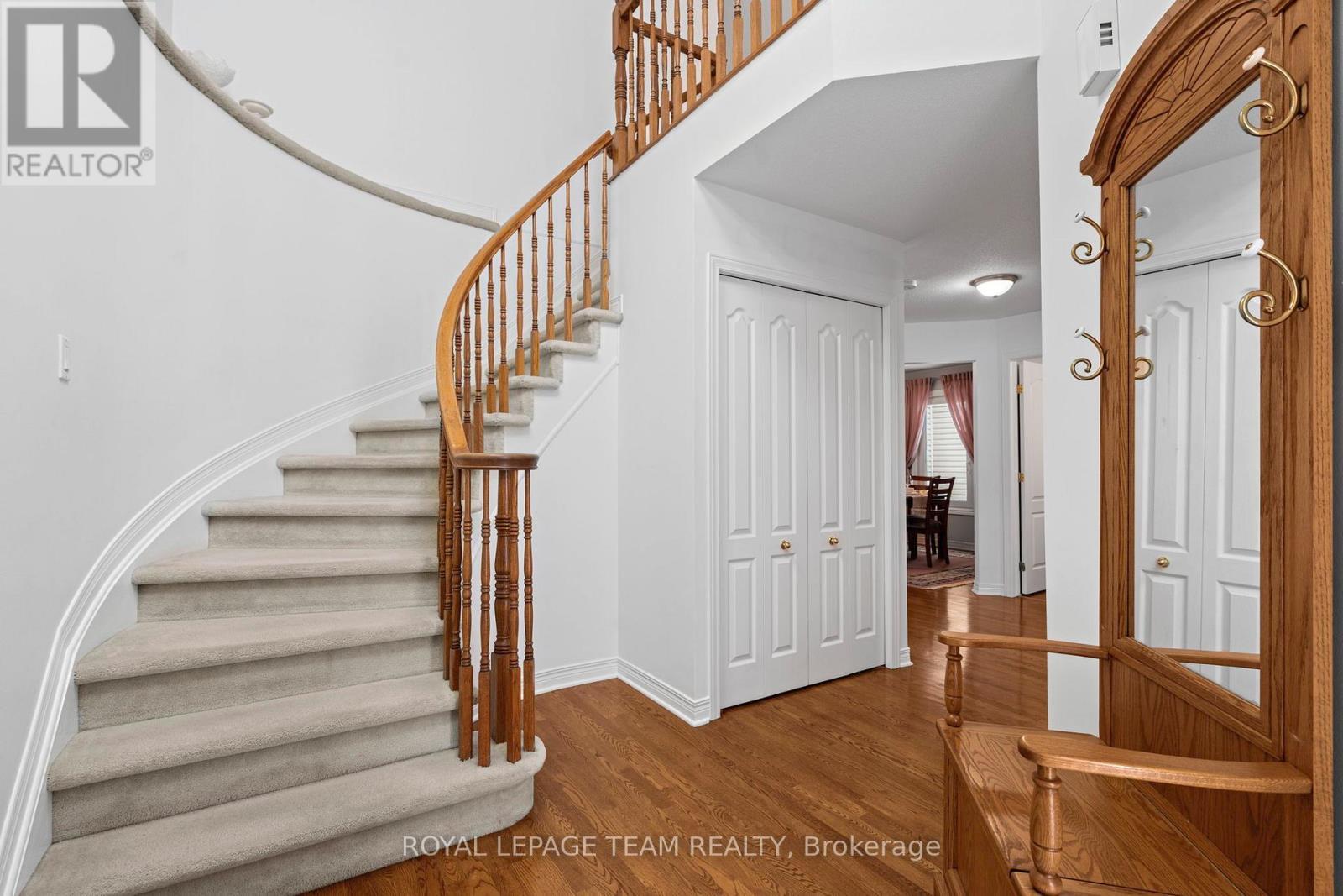 27 Avonmore Crescent, Ottawa, ON - Indoor Photo Showing Other Room