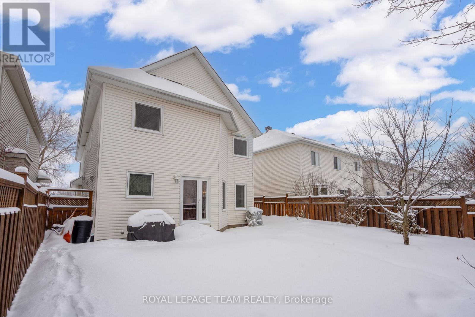 27 Avonmore Crescent, Ottawa, ON - Outdoor With Exterior