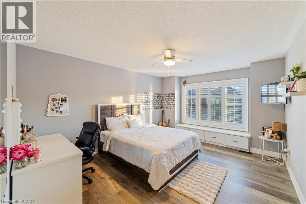 24 Macbean Crescent, Waterdown, ON - Indoor Photo Showing Bedroom