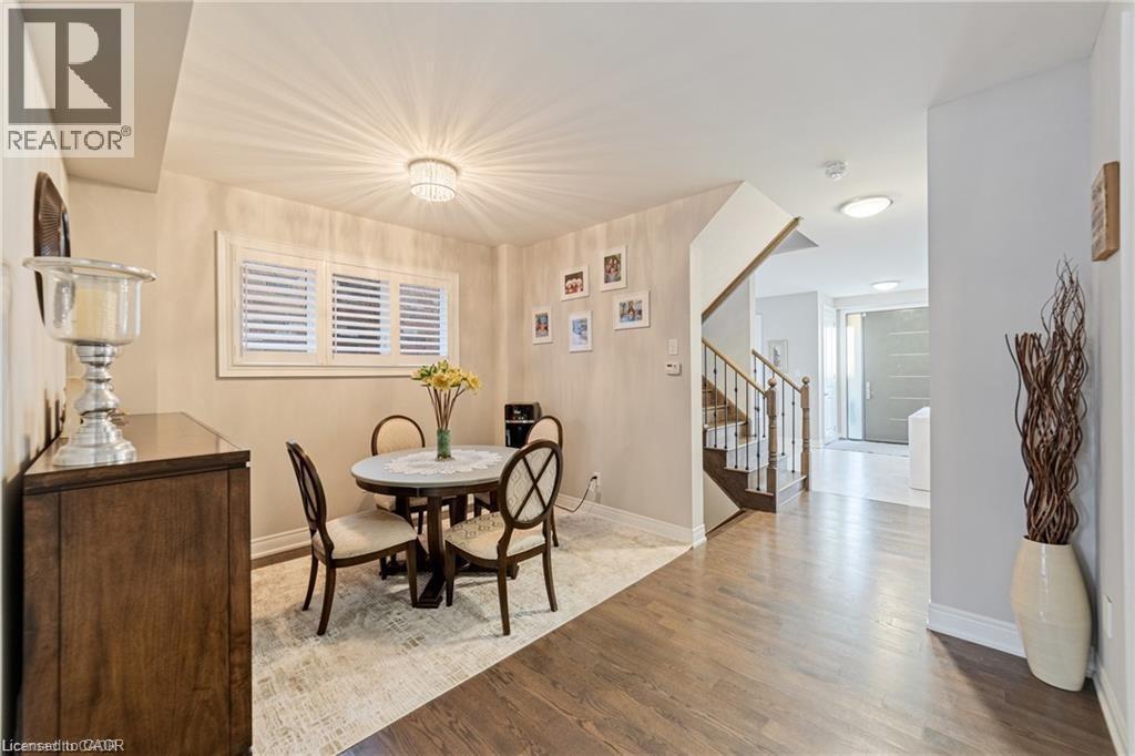 24 Macbean Crescent, Waterdown, ON - Indoor Photo Showing Dining Room
