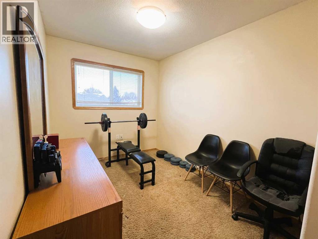 492 Hilton Crescent Ne, Medicine Hat, AB - Indoor