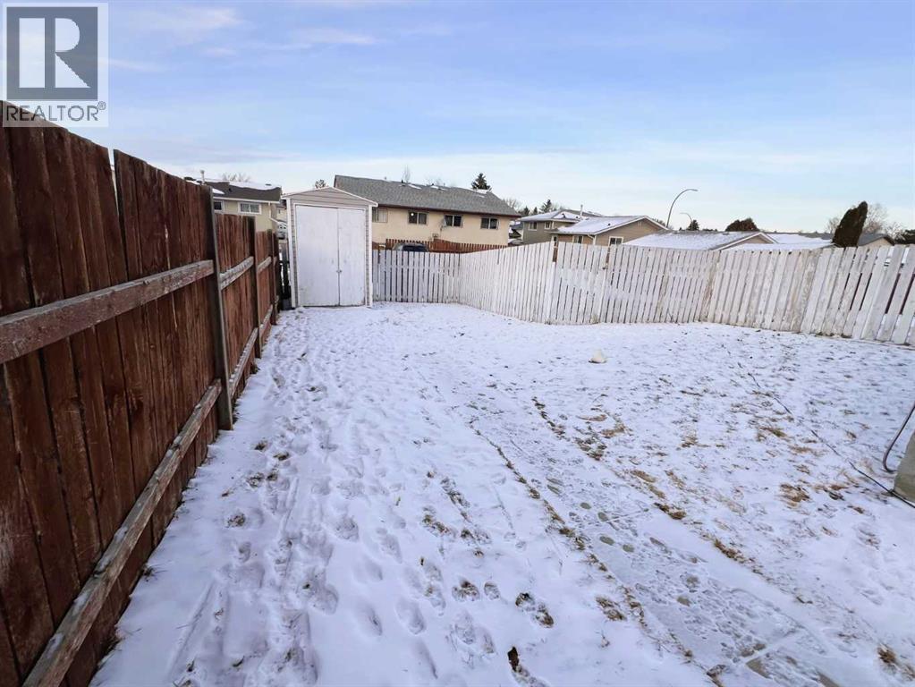 492 Hilton Crescent Ne, Medicine Hat, AB - Outdoor