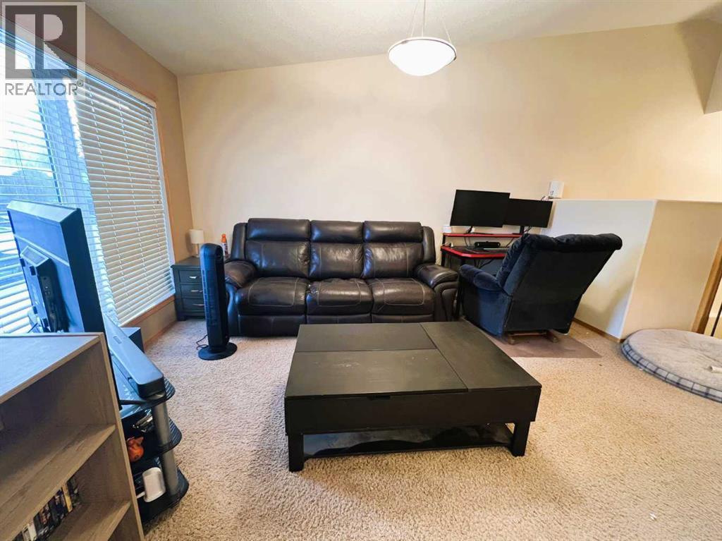 492 Hilton Crescent Ne, Medicine Hat, AB - Indoor