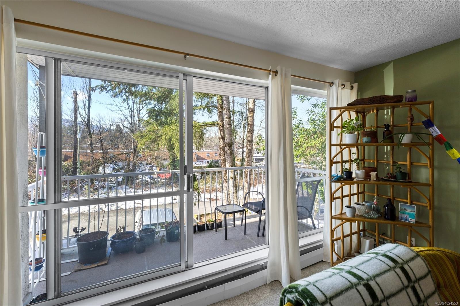 5201-999 Bowen Rd, Nanaimo, BC - Indoor