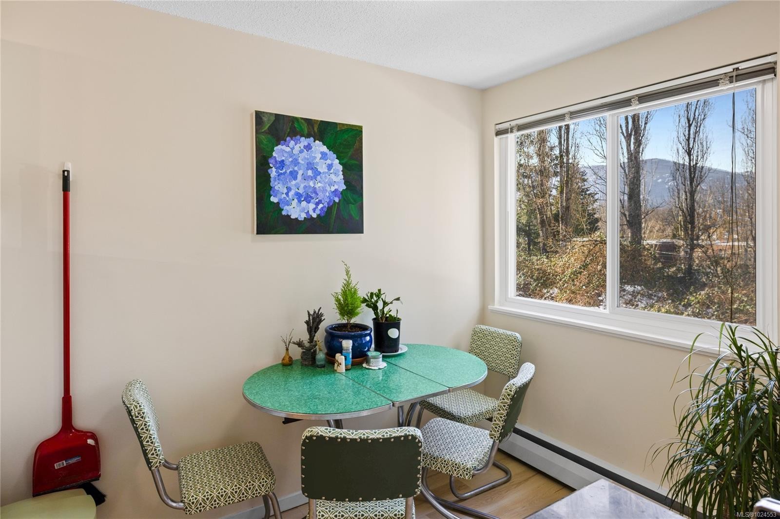 5201-999 Bowen Rd, Nanaimo, BC - Indoor Photo Showing Dining Room