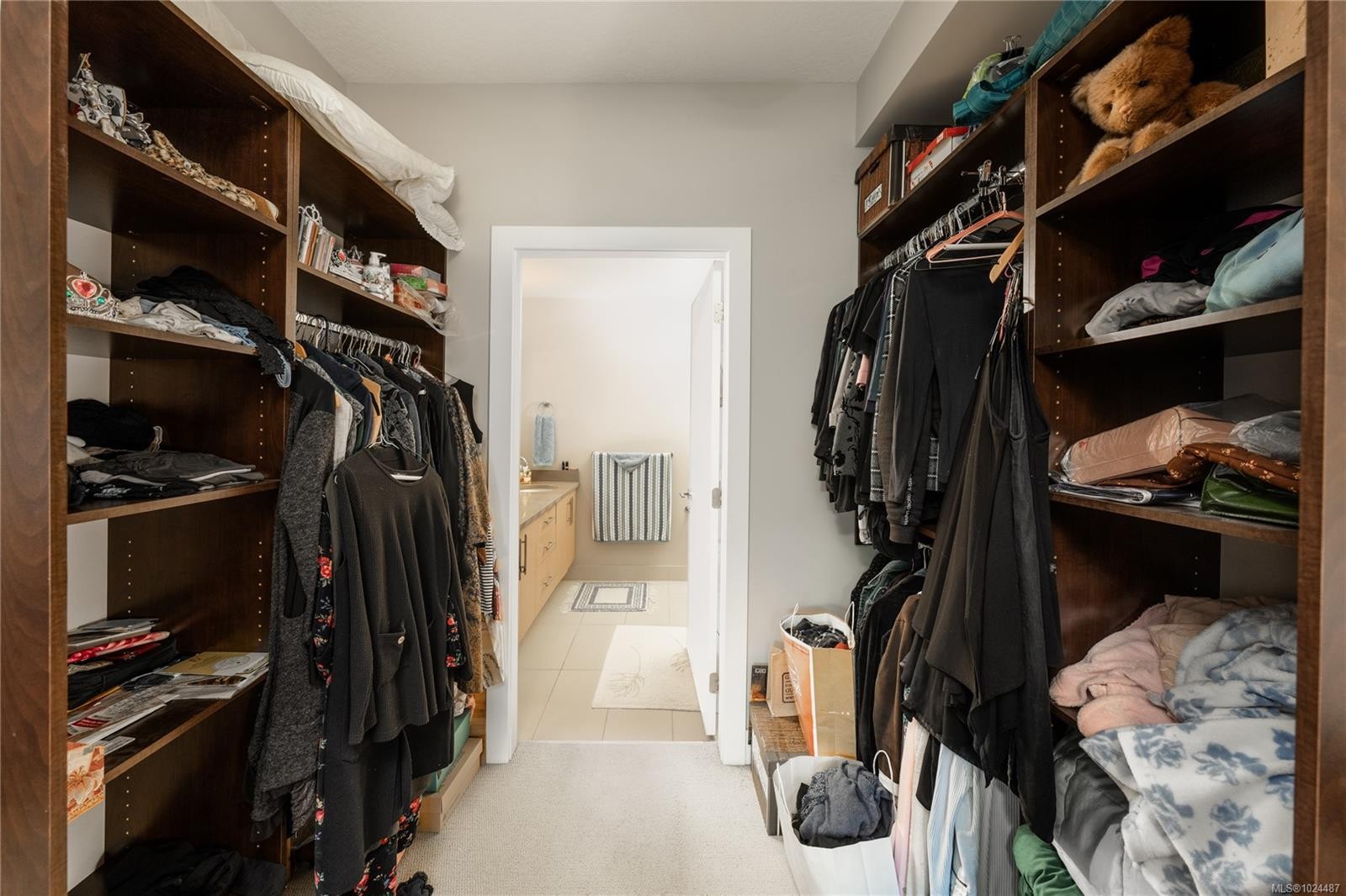 103-4529 West Saanich Rd, Saanich, BC - Indoor With Storage