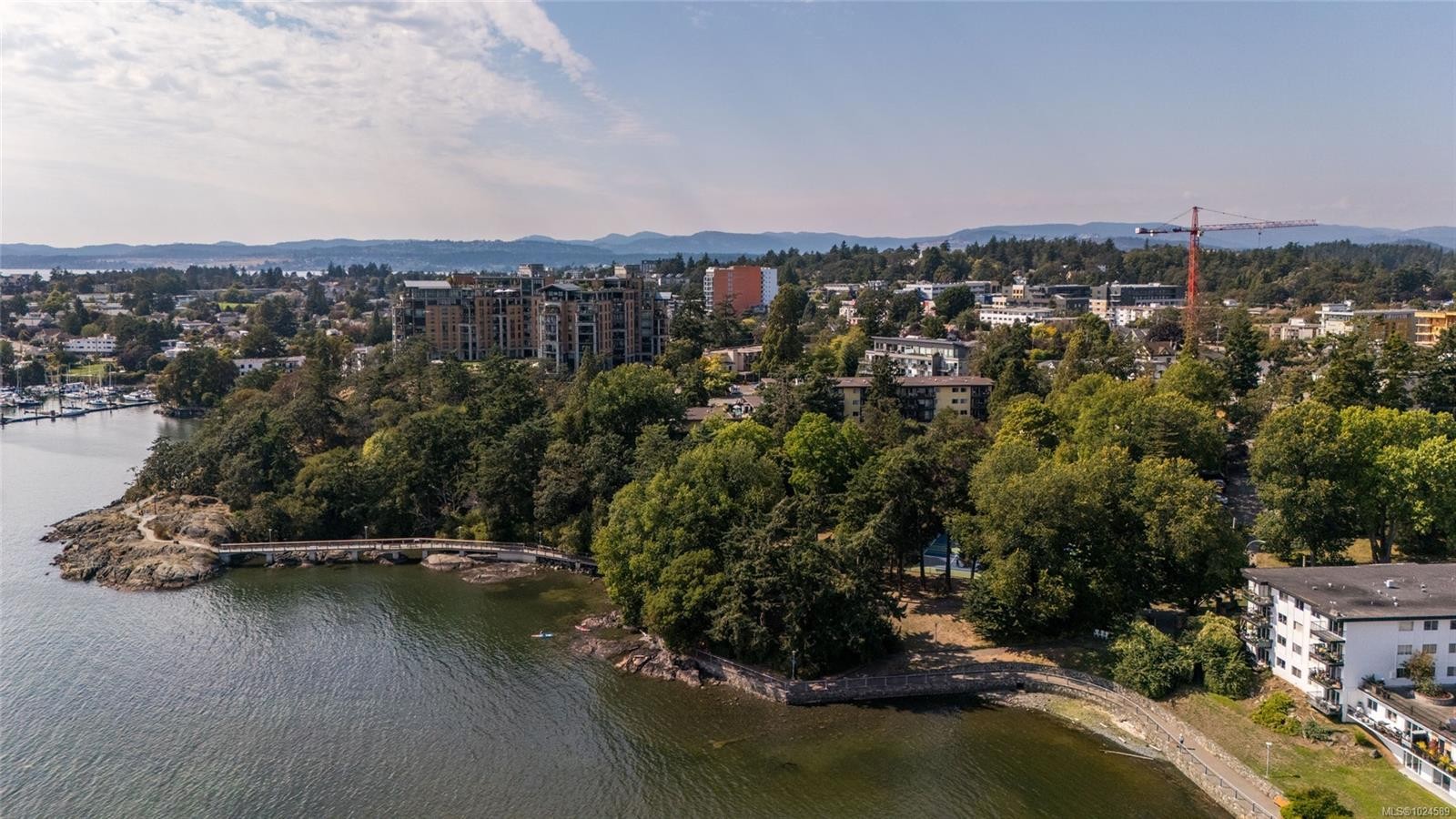 6-820 Dunsmuir Rd, Esquimalt, BC