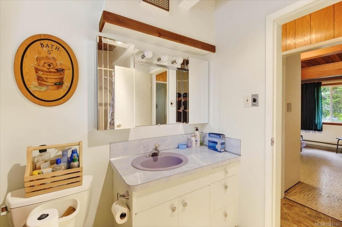 10258 Stirling Arm Cres, Port Alberni, BC