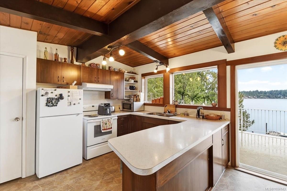 10258 Stirling Arm Cres, Port Alberni, BC