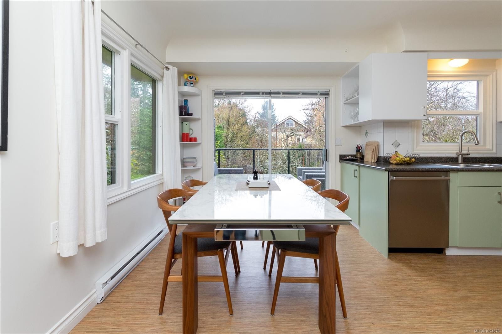 160 Joseph St, Victoria, BC