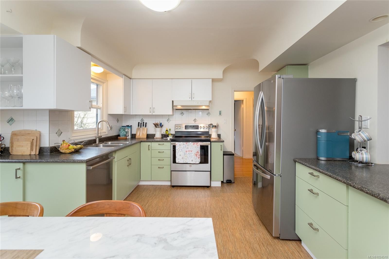 160 Joseph St, Victoria, BC