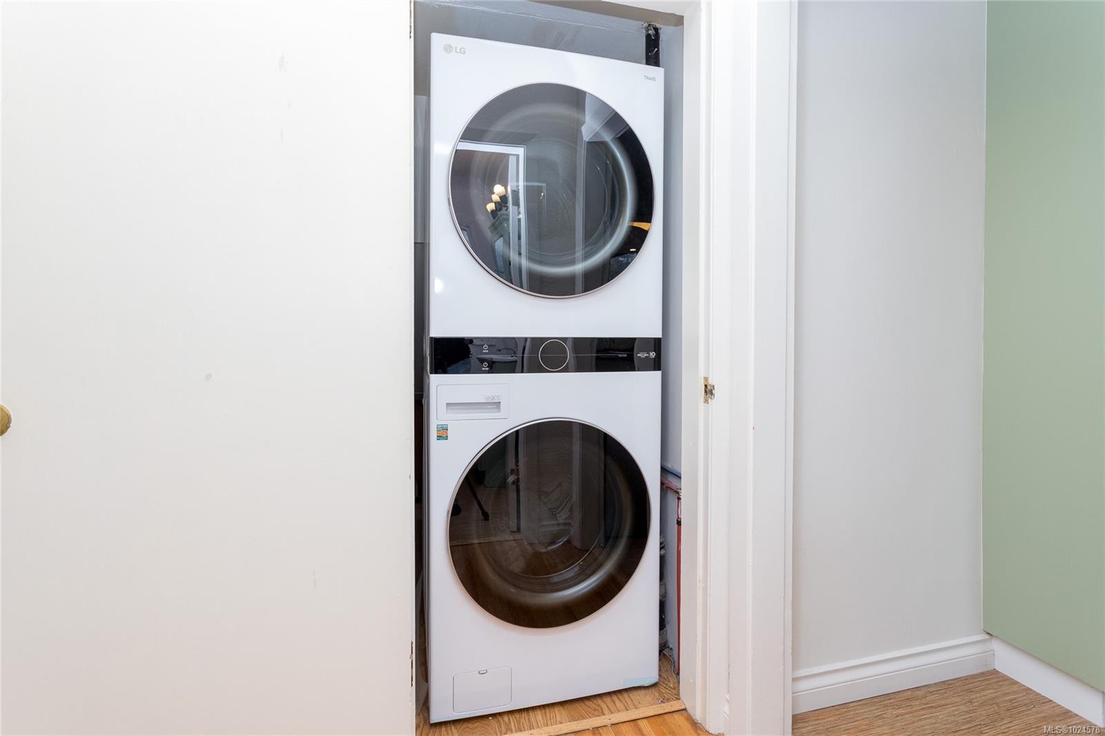 160 Joseph St, Victoria, BC