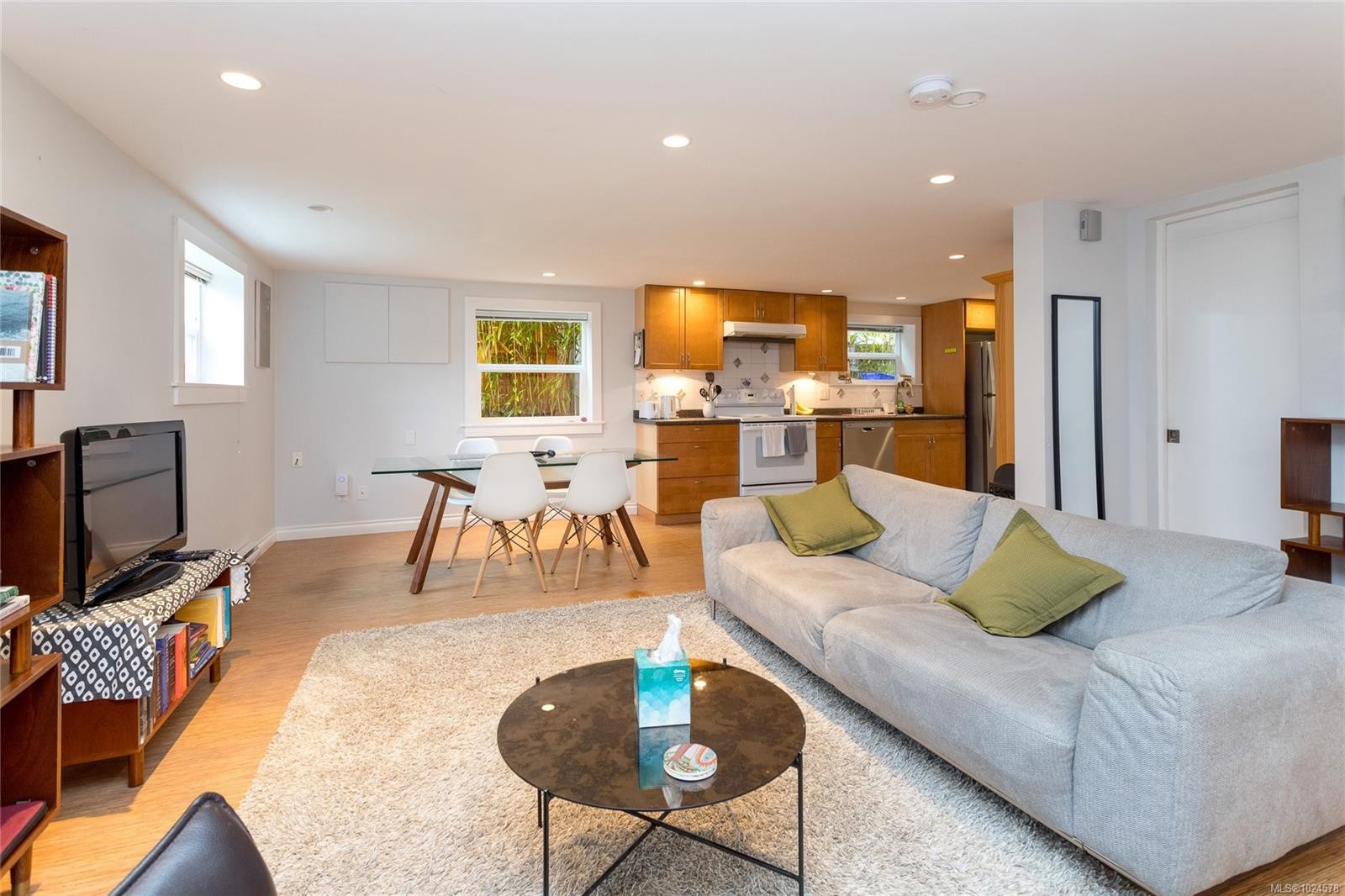 160 Joseph St, Victoria, BC