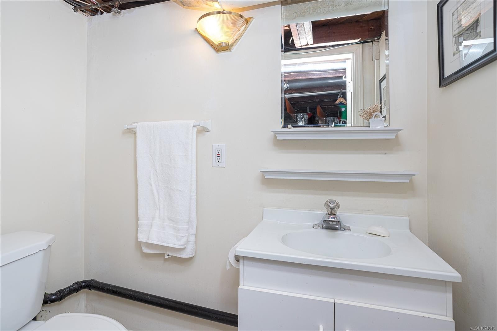 249 Victoria Rd, Nanaimo, BC