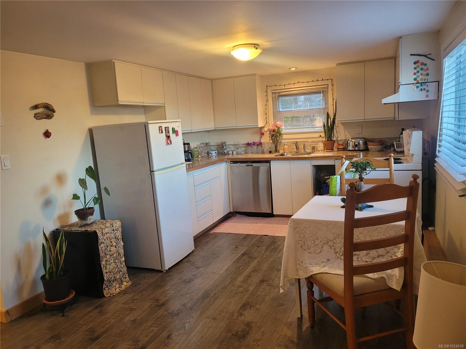 249 Victoria Rd, Nanaimo, BC