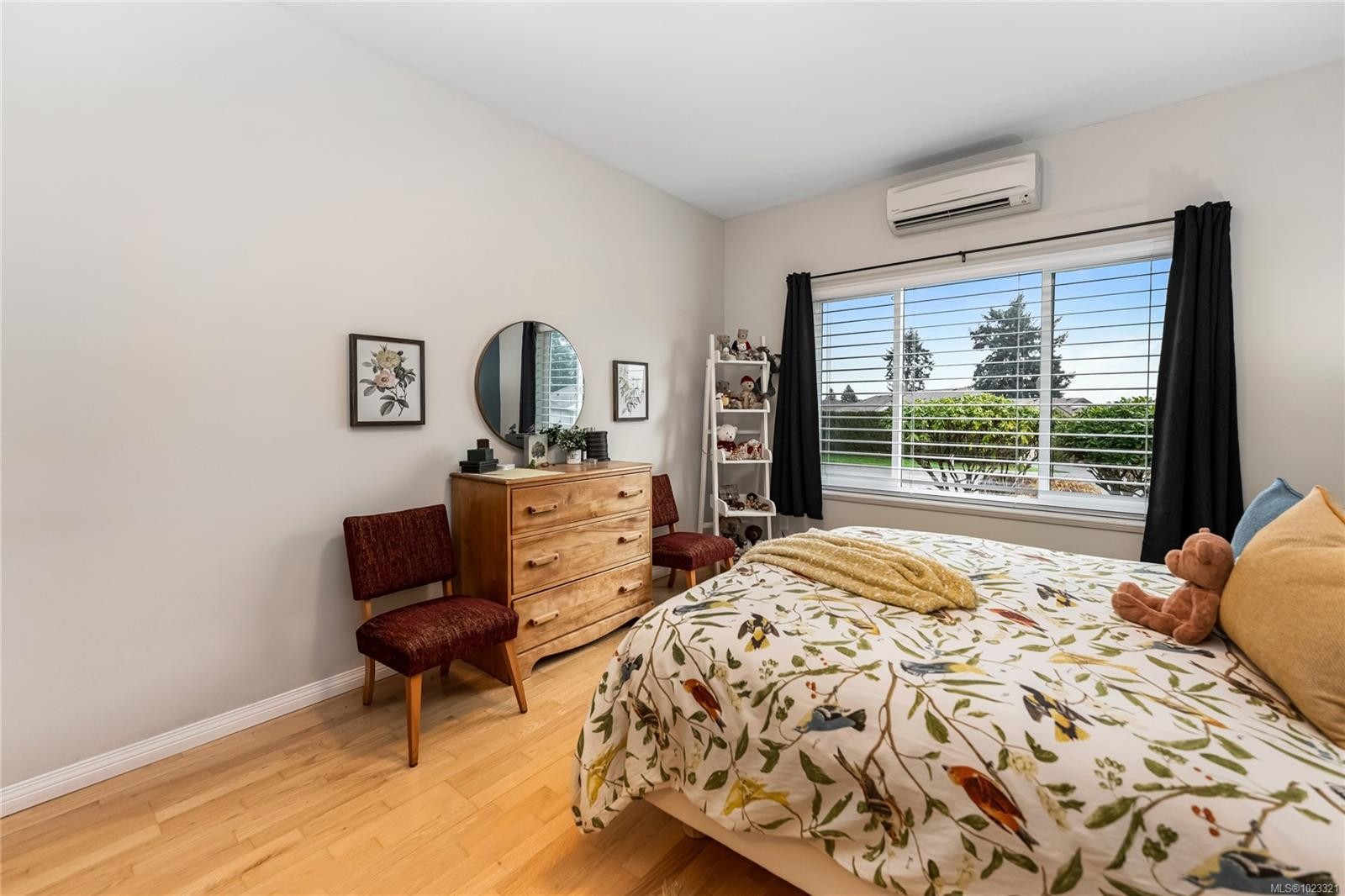 7952 Polo Park Cres, Central Saanich, BC