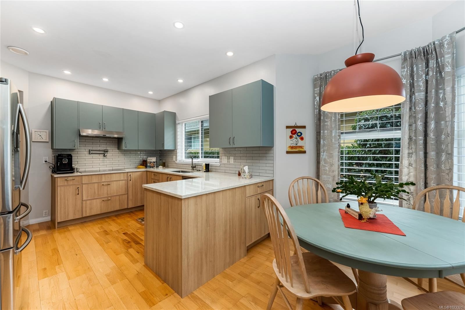 7952 Polo Park Cres, Central Saanich, BC