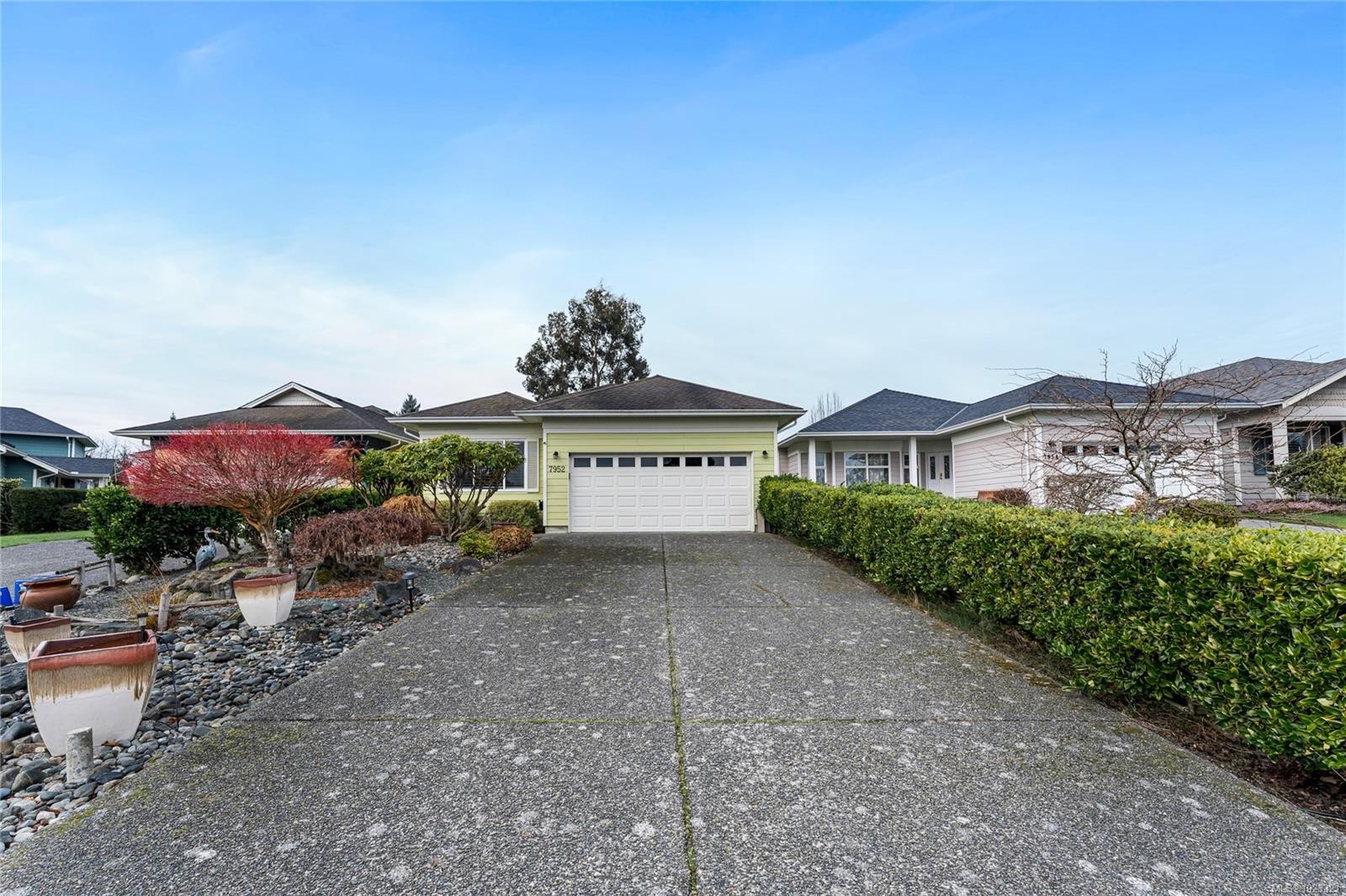 7952 Polo Park Cres, Central Saanich, BC