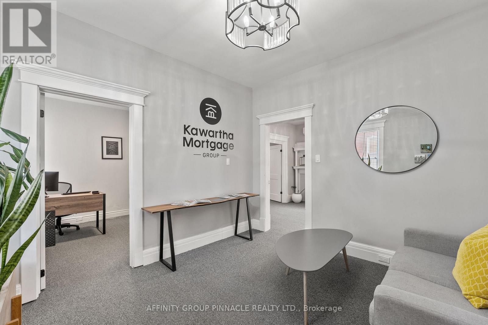 255 Kent Street W, Kawartha Lakes (Lindsay), ON - Indoor Photo Showing Other Room