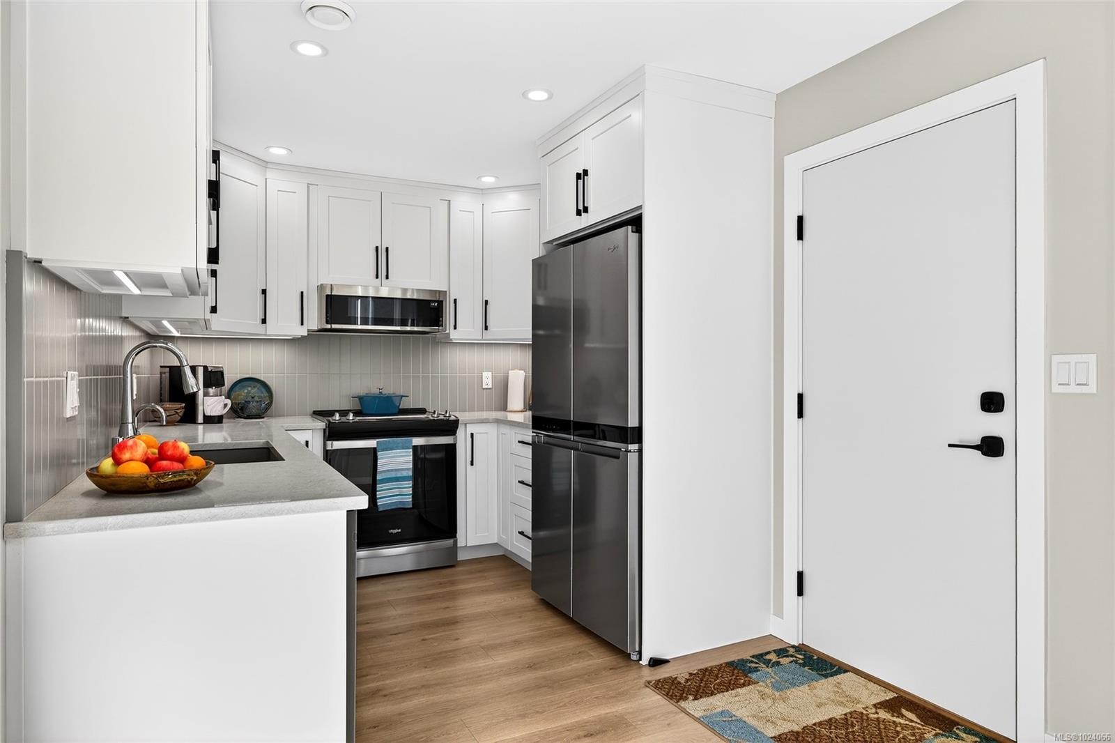 13-295 Lower Ganges Rd, Salt Spring, BC