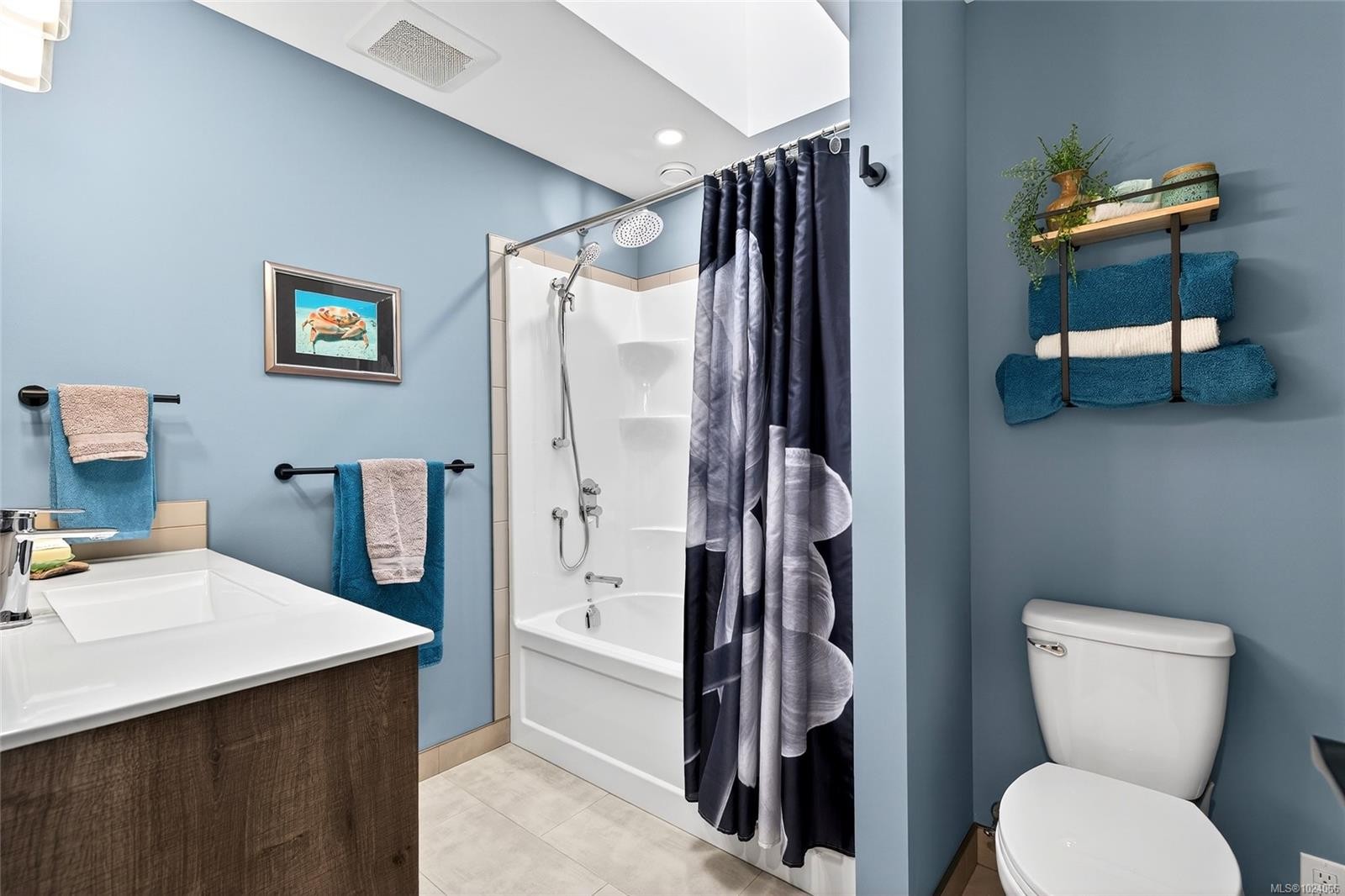 13-295 Lower Ganges Rd, Salt Spring, BC