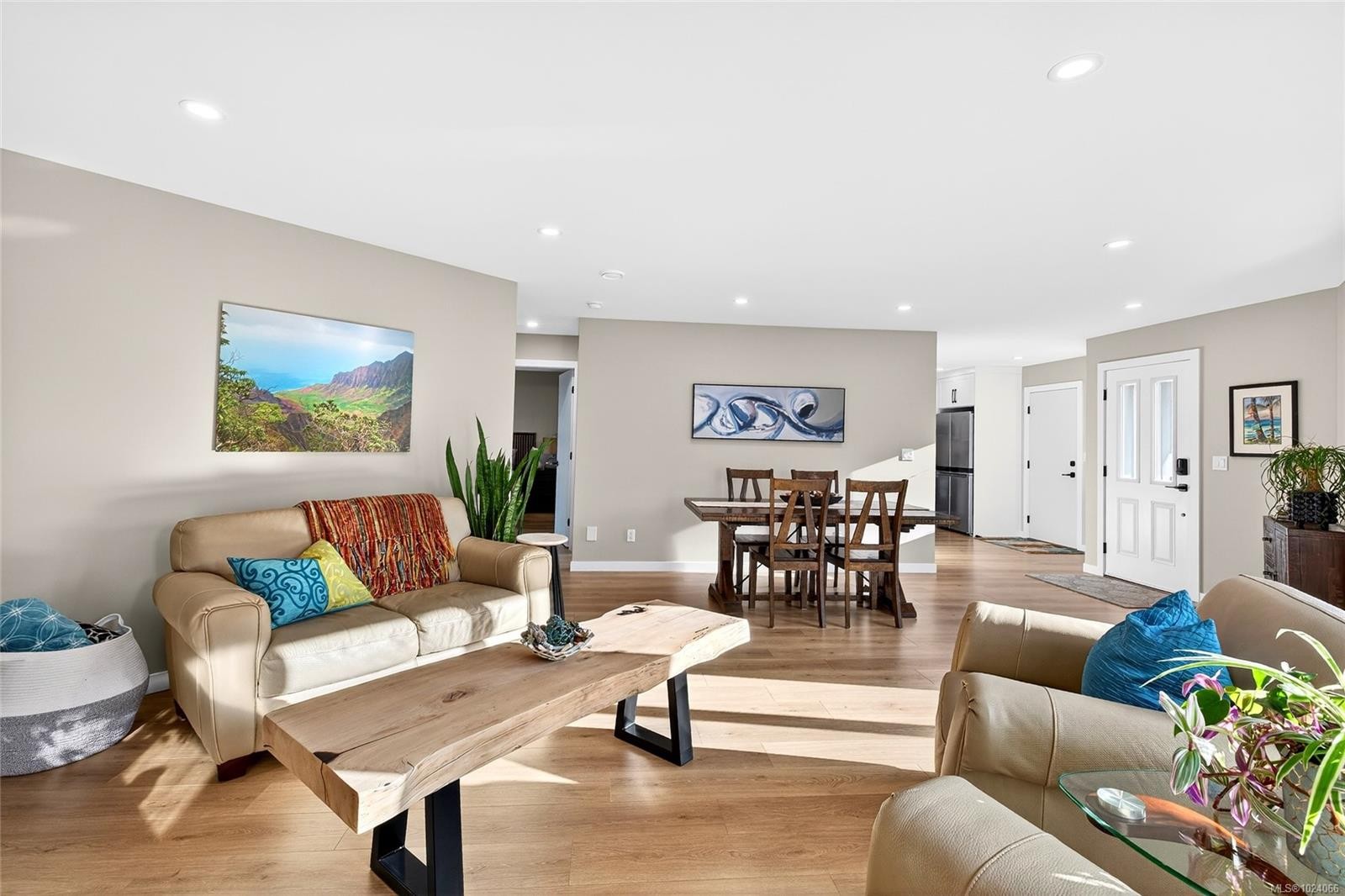 13-295 Lower Ganges Rd, Salt Spring, BC