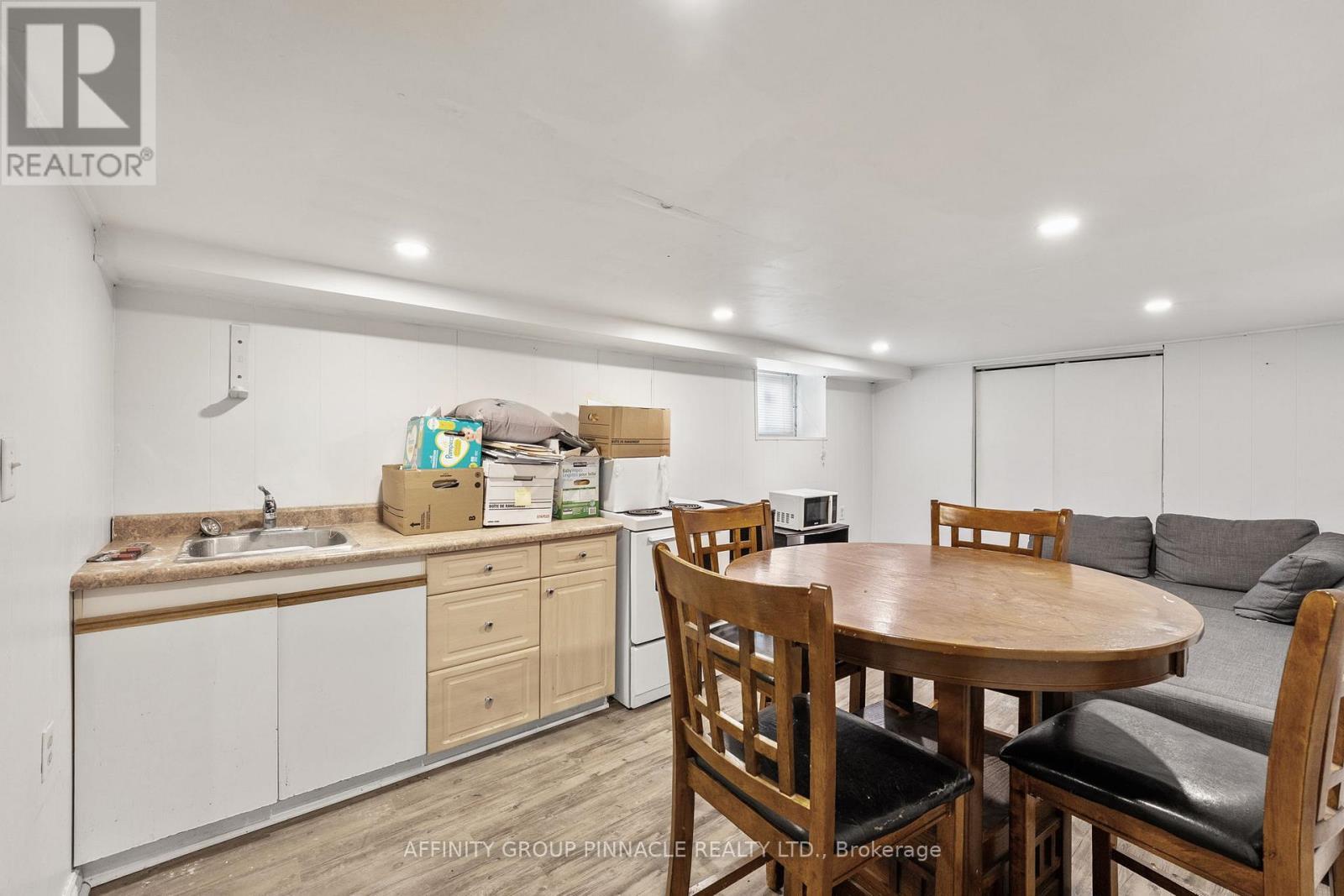 255 Kent Street W, Kawartha Lakes (Lindsay), ON