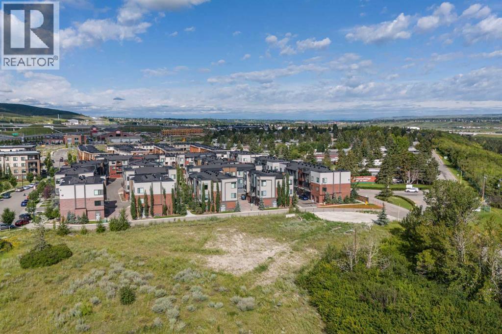 614 Greenbriar Common Nw, Calgary, AB - Outdoor With View