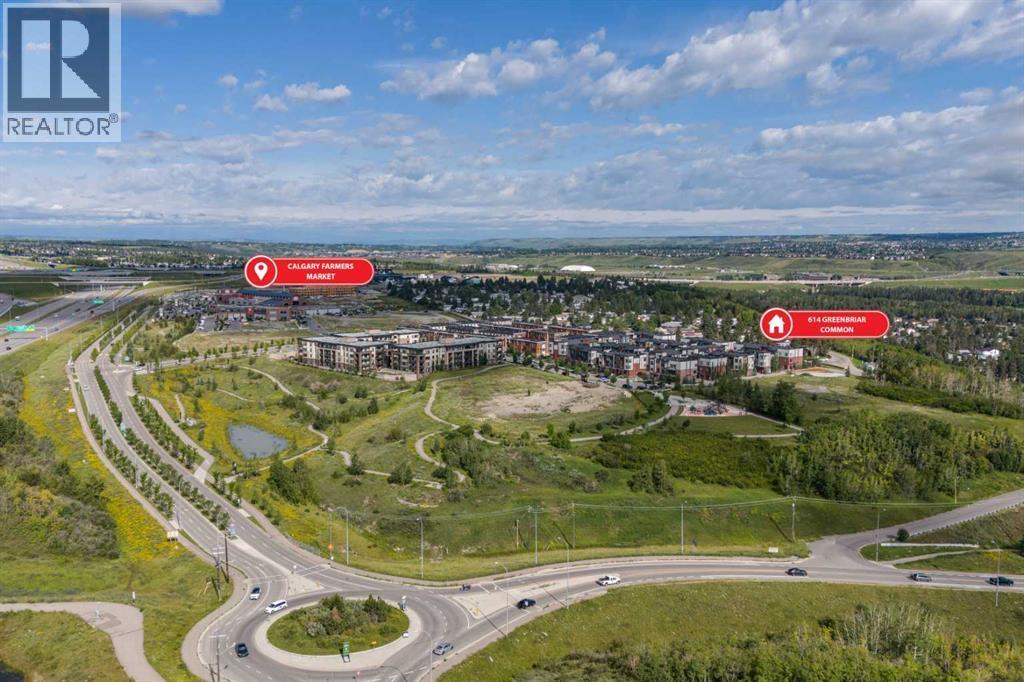 Birds eye view of the area and unit - 614 Greenbriar Common Nw, Calgary, AB - Outdoor With View