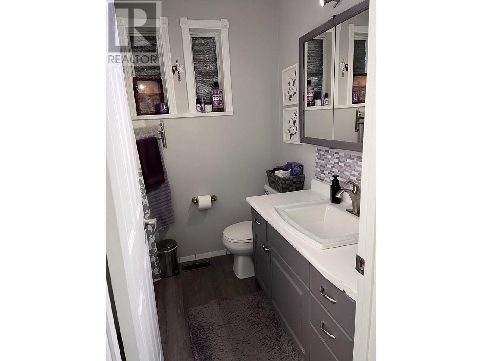 1397 Borland Road, Williams Lake, BC - Indoor Photo Showing Bathroom