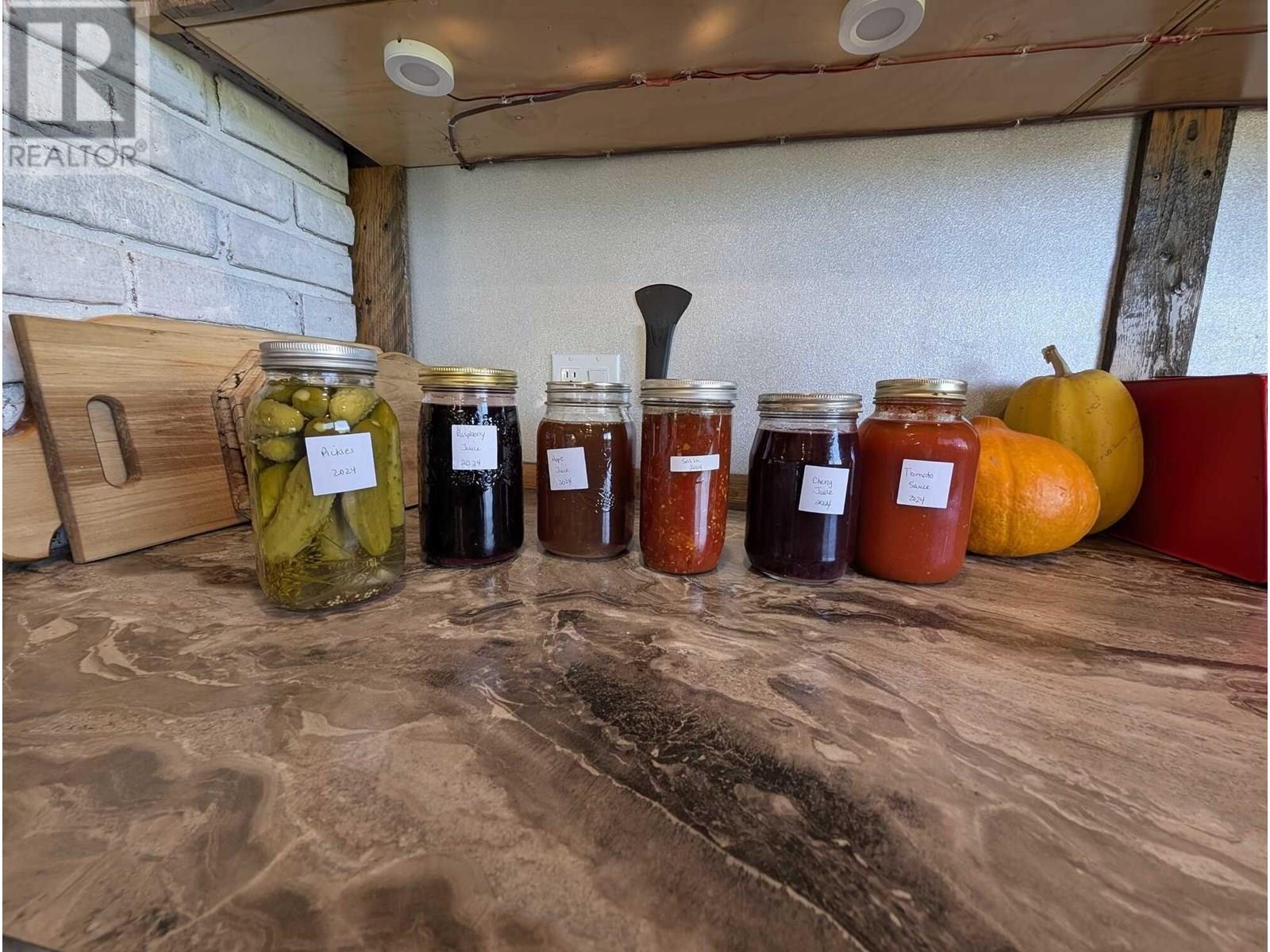 10281 Lee Road, Williams Lake, BC -