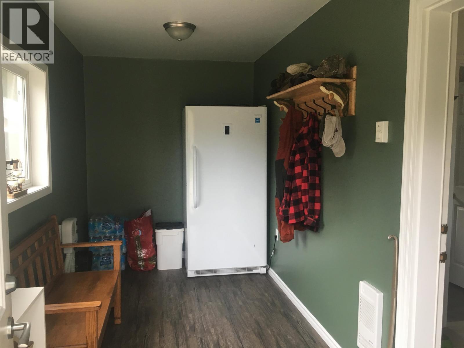 3777 Kispiox Valley Road, Hazelton, BC - Indoor Photo Showing Other Room